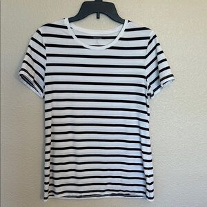 Amazon Essentials Women's Black and White Striped Tee